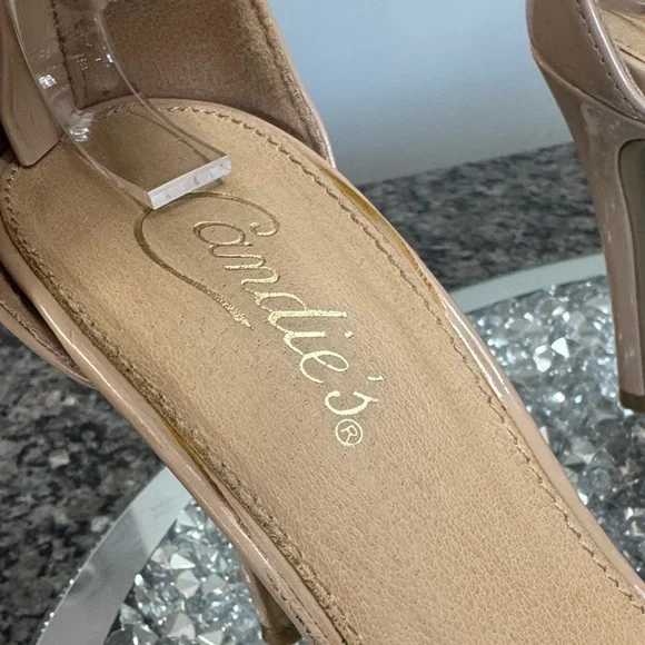 Candie's Nude glossy ankle strap Heels 7.5 - Picture 2 of 11